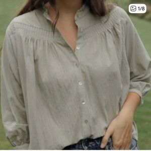 Neuflora Classic Blakeley Top - Button-Up Blouse in Sage Green (S)